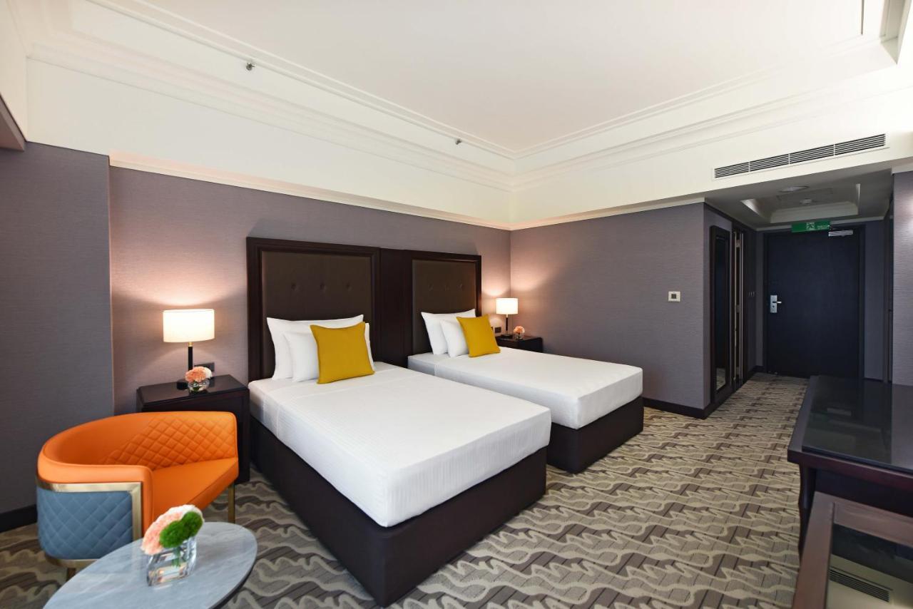 Fullon Poshtel - Linkou Hotel Guishan Bagian luar foto