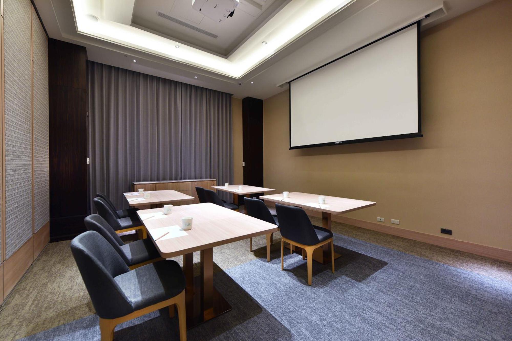Fullon Poshtel - Linkou Hotel Guishan Bagian luar foto
